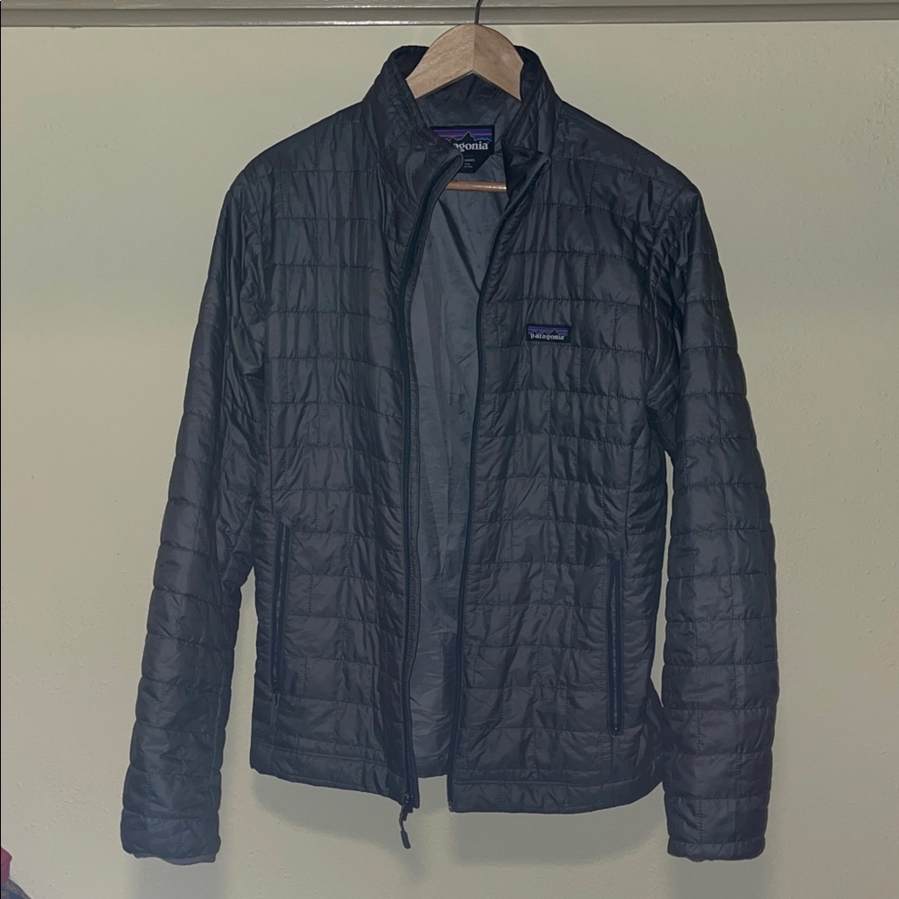 Patagonia Men's Grey Quilted Jacket